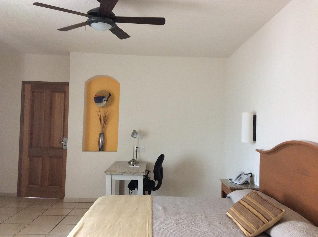Hotel Fuerte Real Ciudad Guzman Szoba fotó